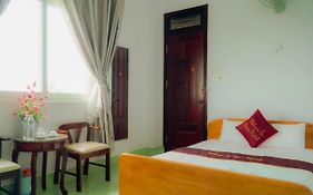 Eden Hotel